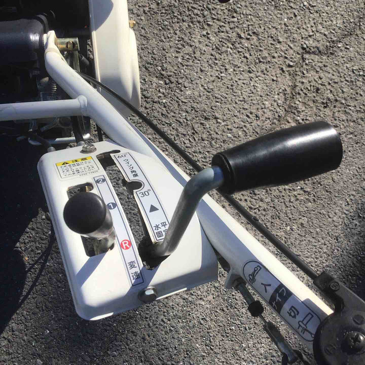 【中古品 / 店頭受取り限定】 共立/KIORITZ 畦草刈機 AZ603 ウイングモアー 二面刈り 【鴻巣店】