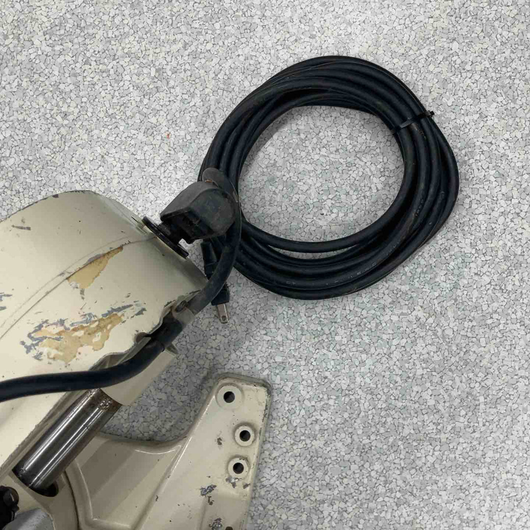 ☆マキタ(makita) 216mm卓上スライド丸ノコ LS0811【八潮店】