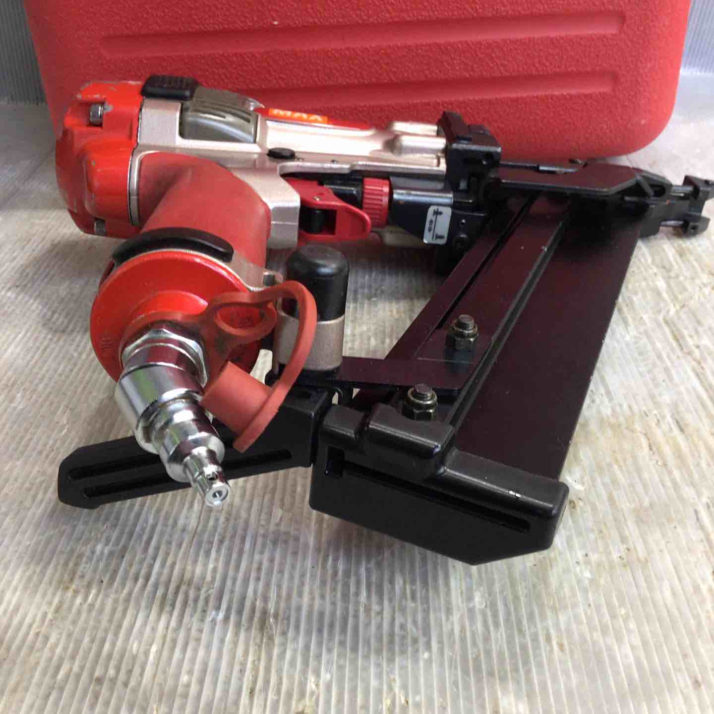 ◇マックス(MAX) 高圧ブラッドネイラ HS-50A/KB50T0【町田店】