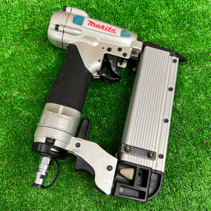 ★マキタ(makita) 常圧ピンネイラ AF351【桶川店】