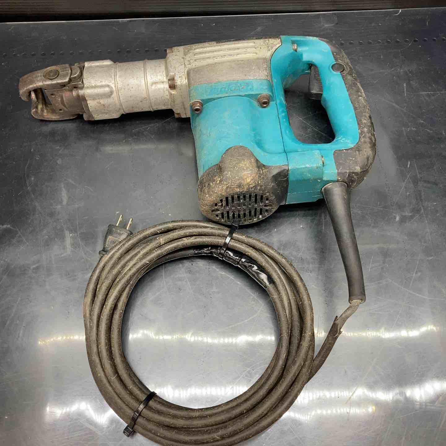 ☆マキタ(makita) 電動ハンマ HM0830【川越店】 – アクトツール