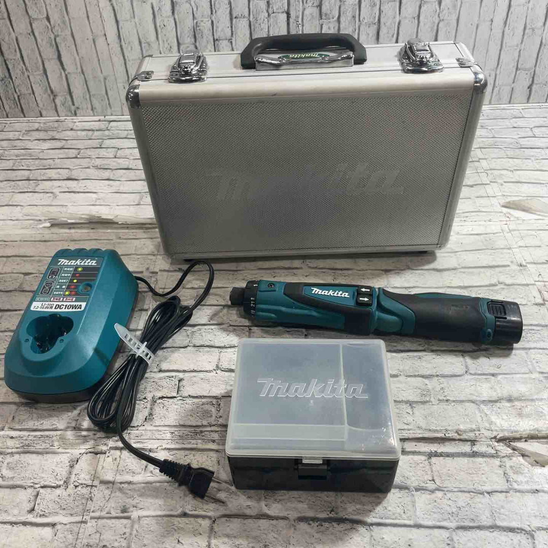 ★マキタ(makita) コードレスドリルドライバー DF012DSHX【川口店】