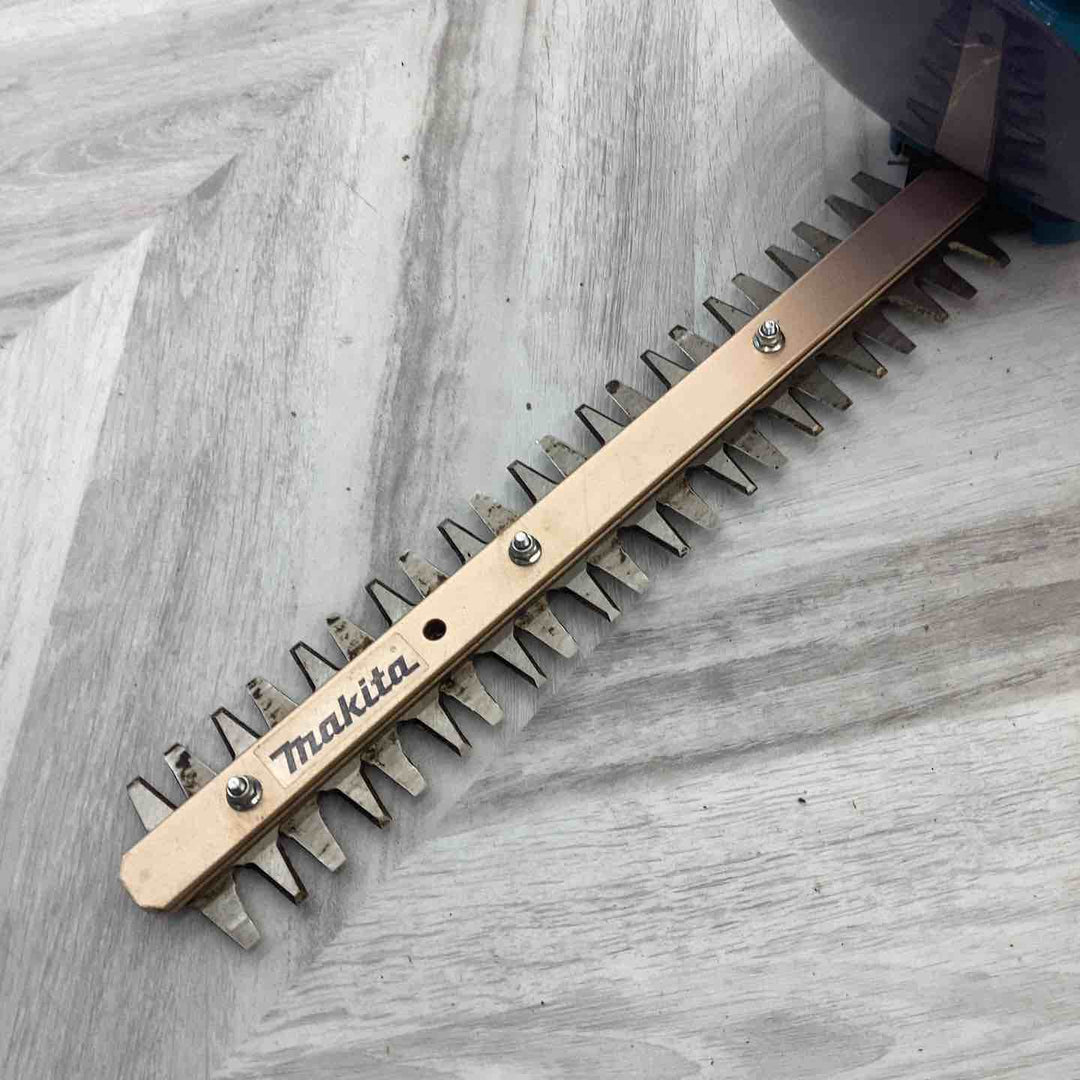 ◇マキタ(makita) コードレス生垣バリカン  MUH307DZ【越谷店】