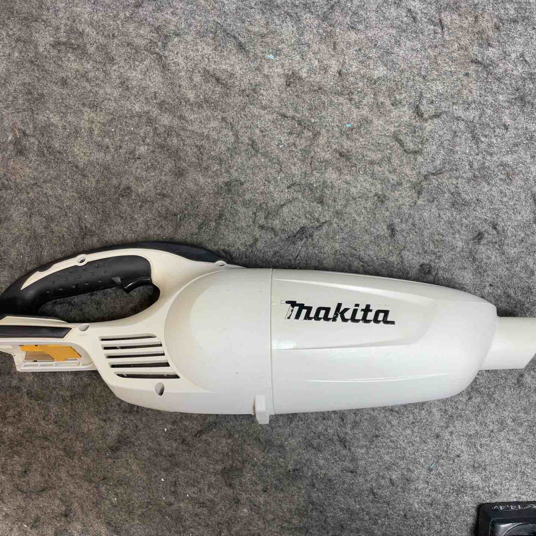 マキタ(makita) コードレスクリーナ CL140FDZW【桶川店】