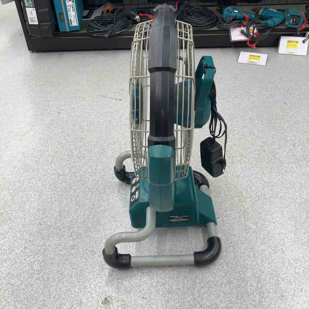 ☆マキタ(makita) コードレス産業扇 CF300DZ【八潮店】