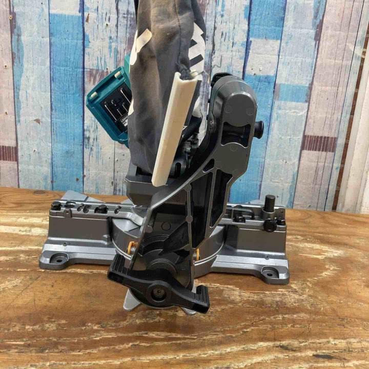 【中古品】★マキタ(makita) コードレススライドマルノコ LS001GZ 40V 165mm 本体のみ【柏店】