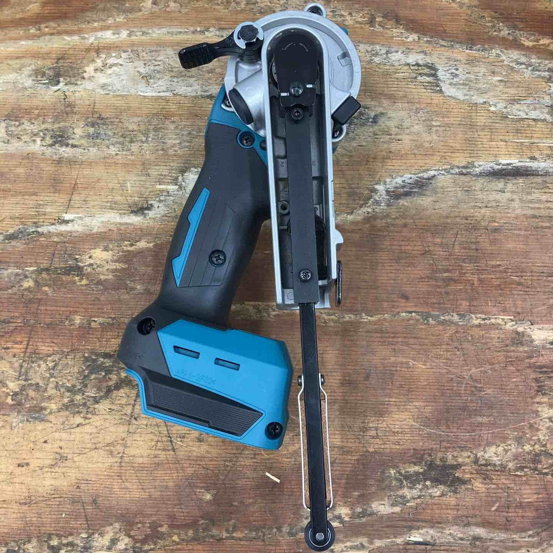 ★マキタ(makita) コードレスベルトサンダ BS180DZ【柏店】