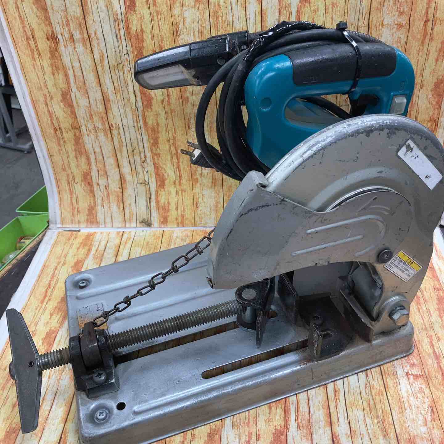 【中古】 マキタ LC700F チップソー切断機 【ハンズクラフト宮崎新名爪店】 中古】 マキタ LC700F チップソー切断機 【ハンズクラフト宮崎新名爪店】