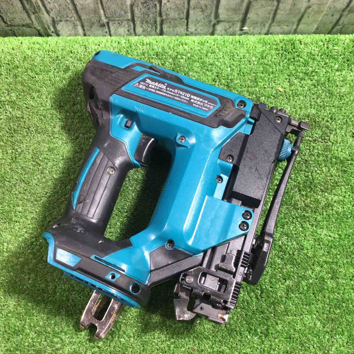 ◇マキタ(makita) コードレスタッカー ST421DZ 18V 動作確認済み【川口店】