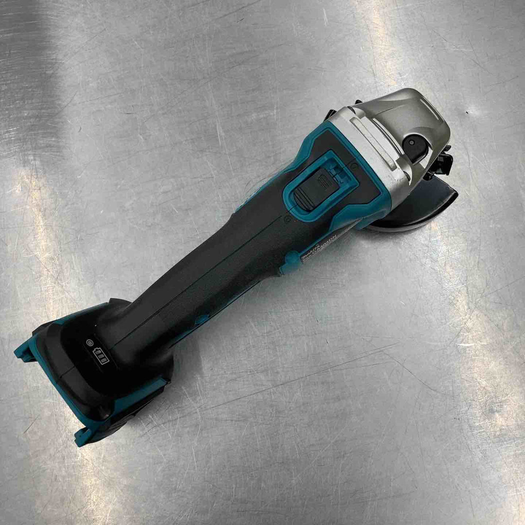 ☆マキタ(makita) 100mmコードレスディスクグラインダ GA404DZN (GA404DN)【所沢店】