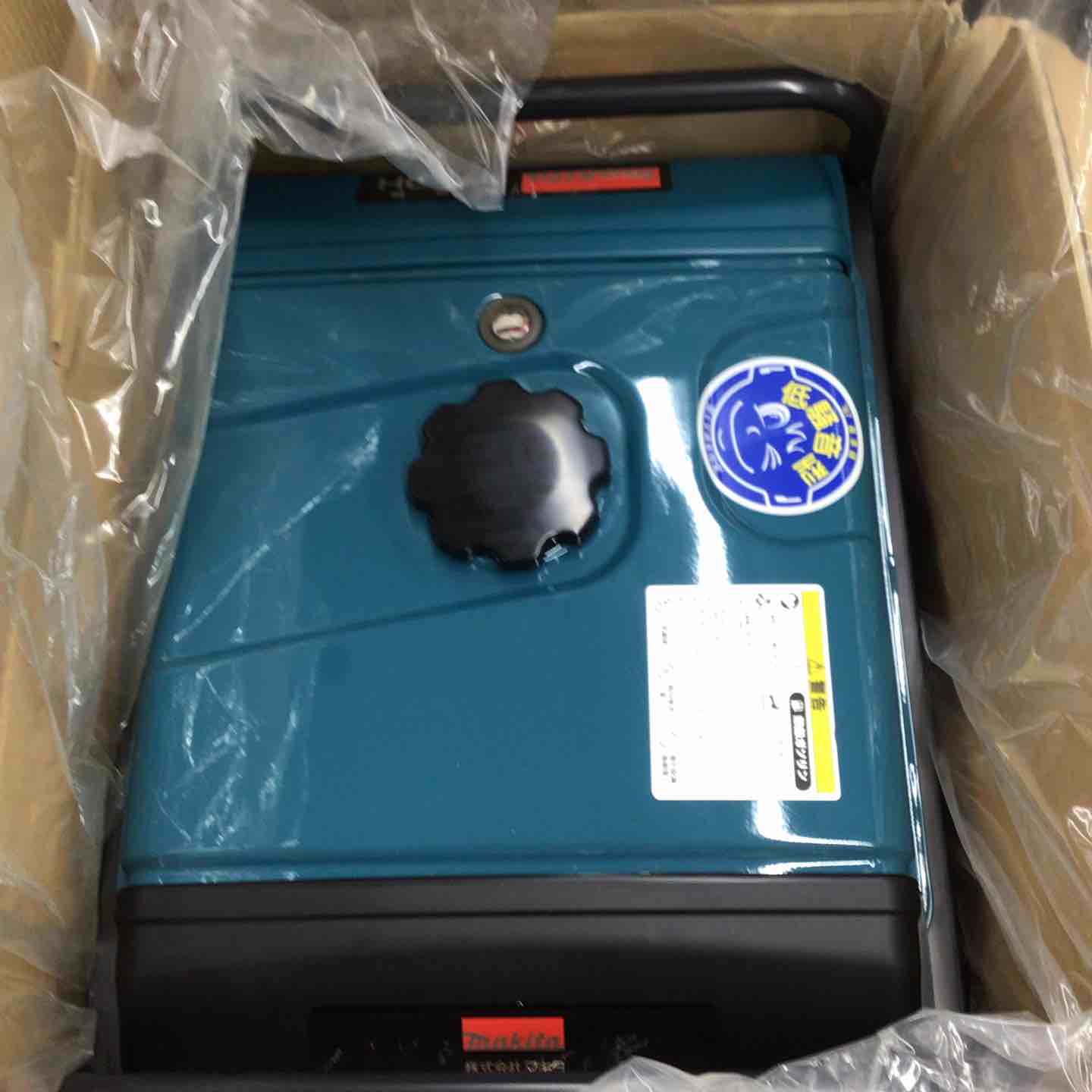 店頭受取り限定】〇マキタ makita 発電機 G240H【戸田店】 – アクト