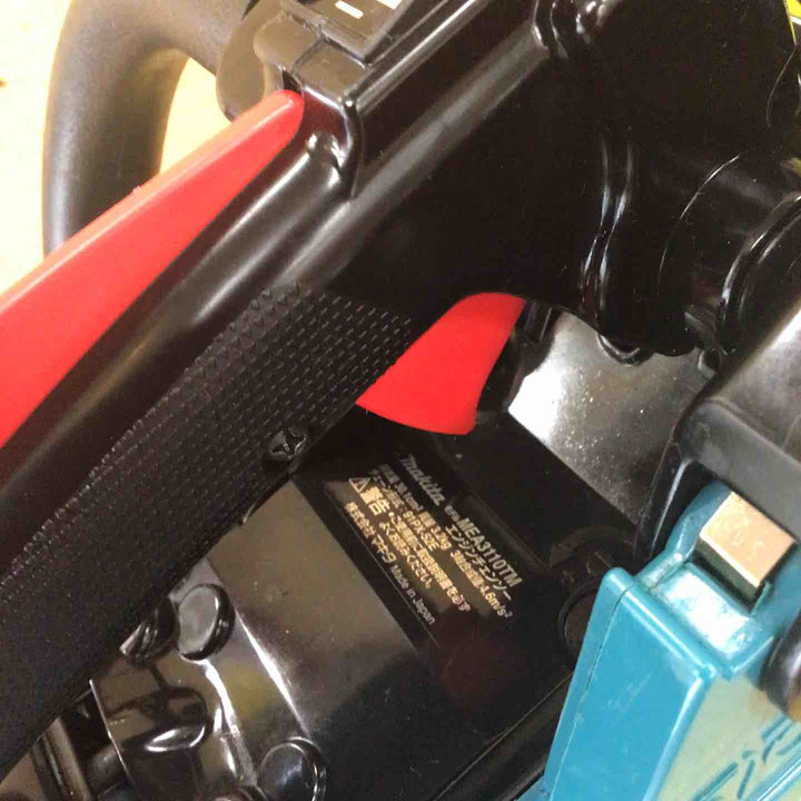 マキタ(makita) エンジンチェーンソー MEA3110TM【川崎店】