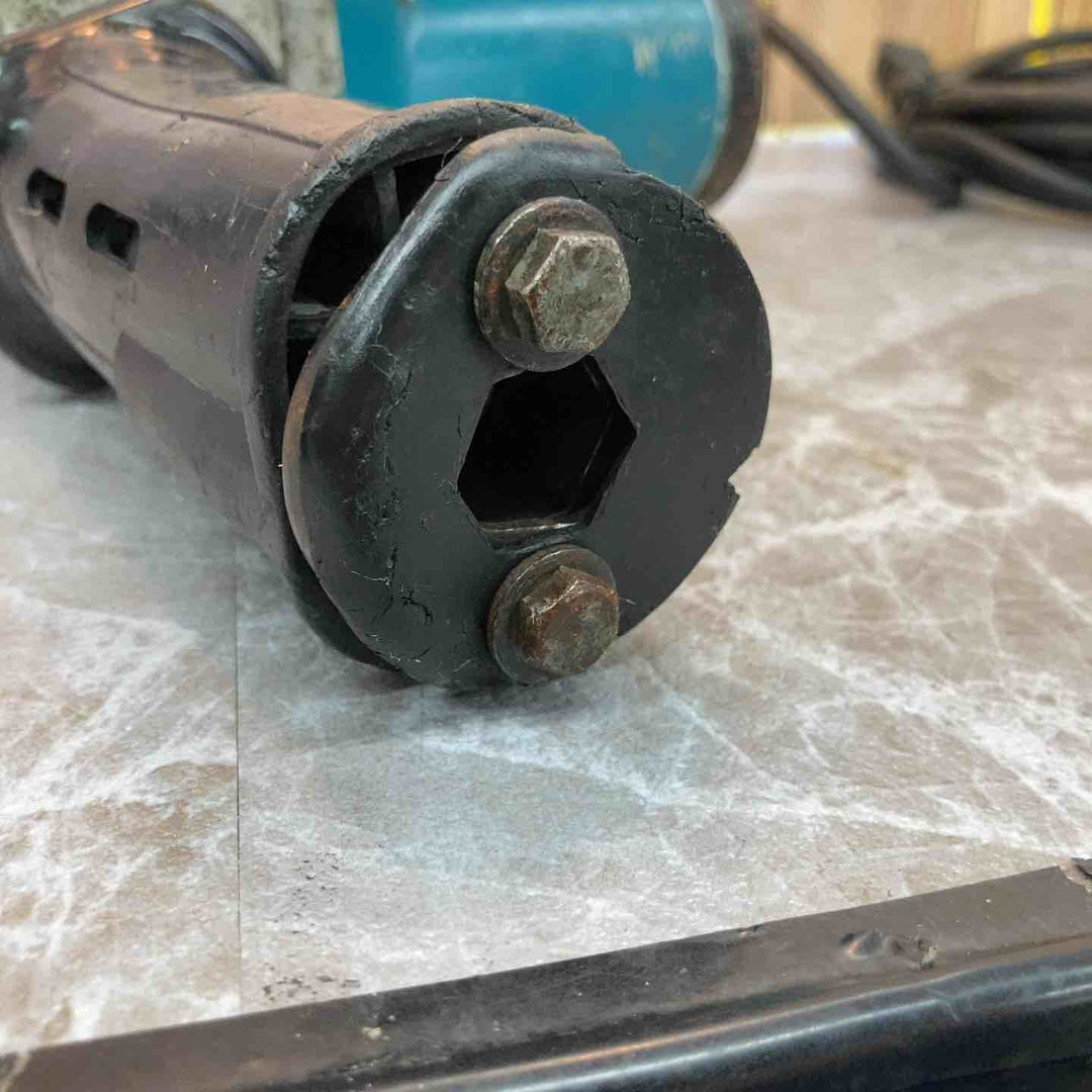 ★マキタ(makita) 電動ケレン HK1810【八潮店】