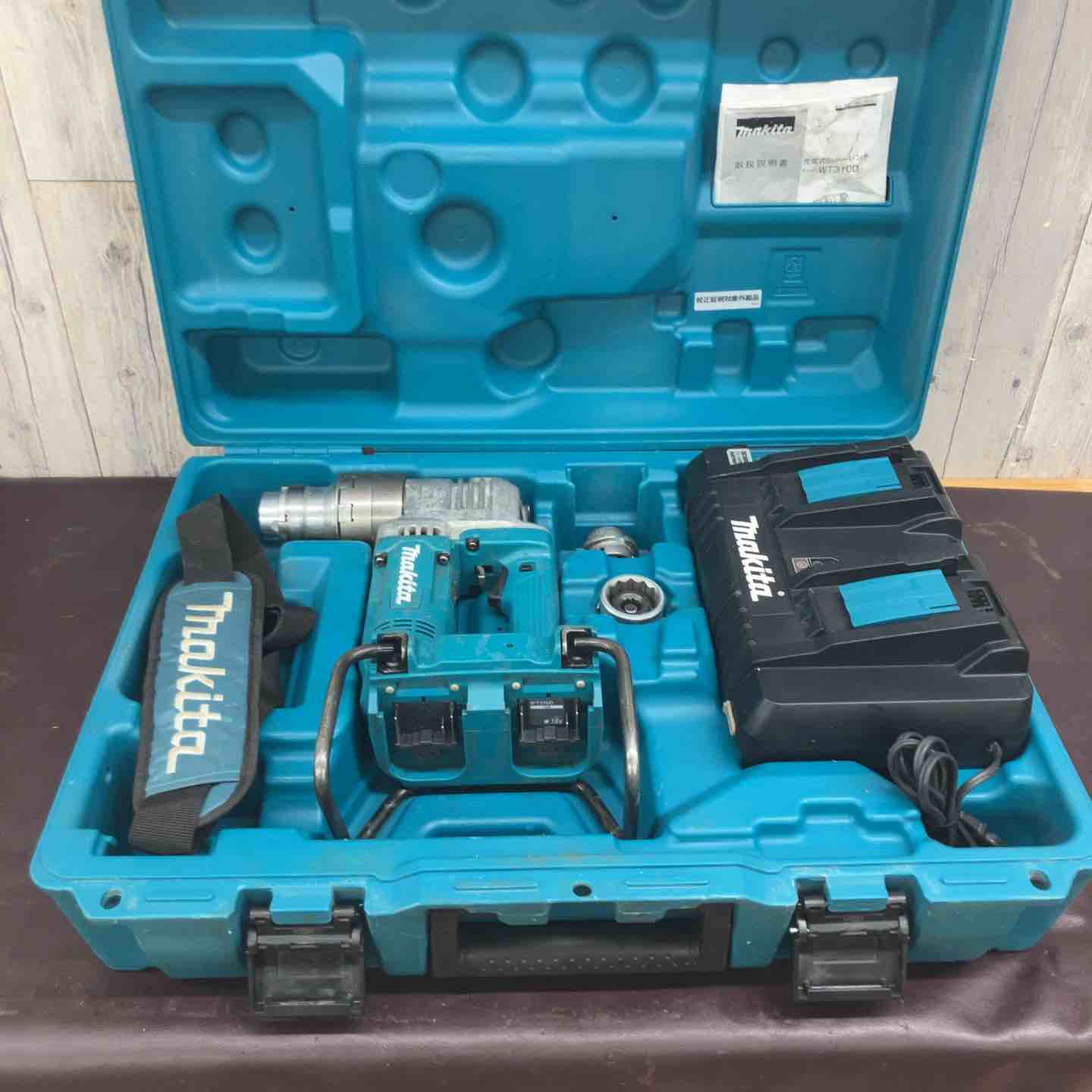 中古品】 マキタ(makita) コードレスシャーレンチ WT310DZK 充電器