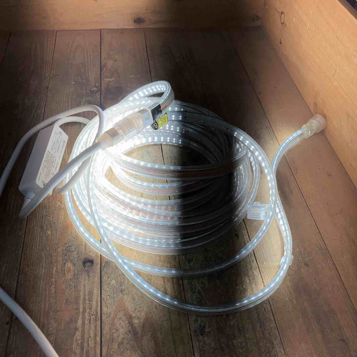 ◇ハタヤ(HATAYA) LEDテープライト 10m セット 片面発光タイプ LTP-10S 屋外用防雨型【所沢店】