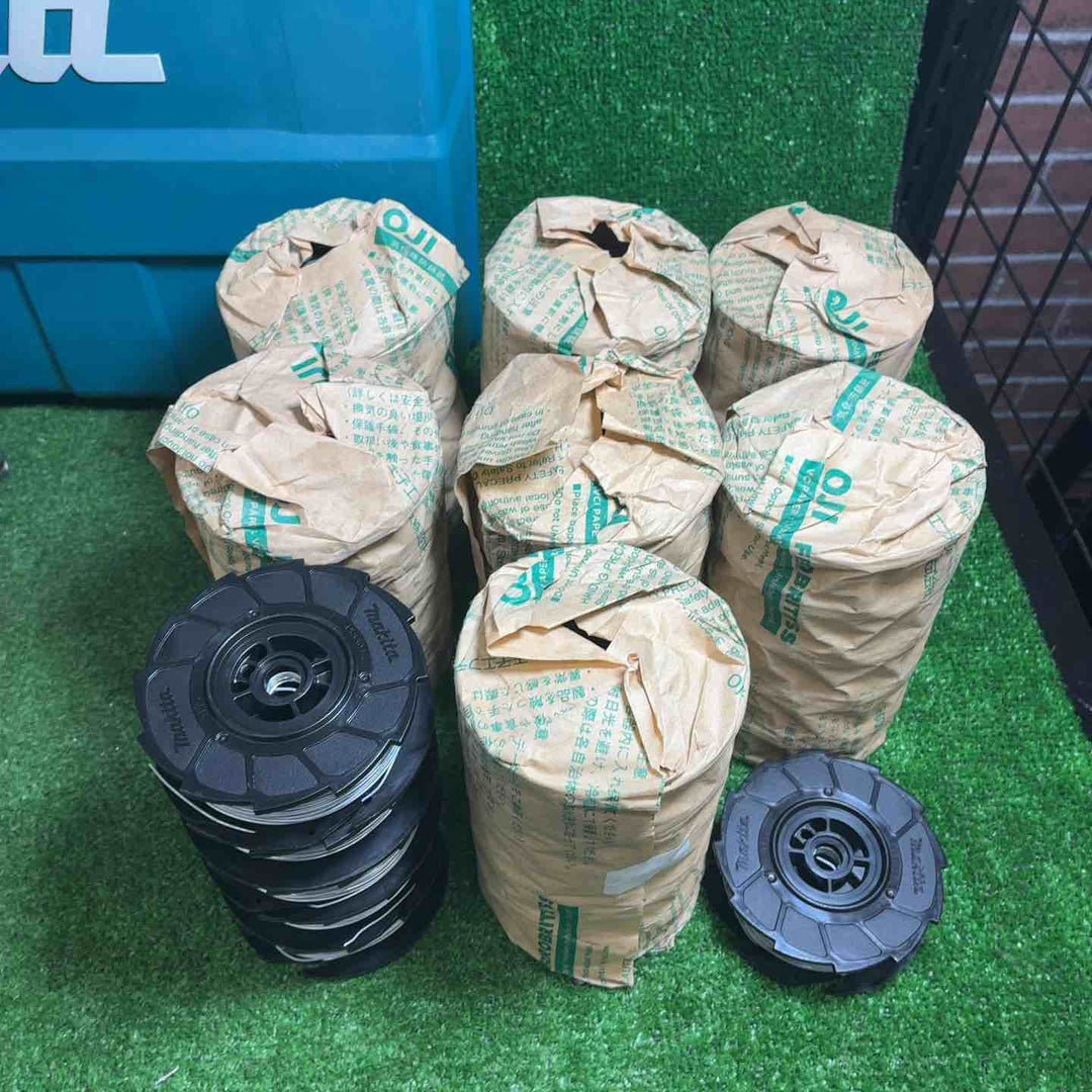 【中古品】 マキタ (makita) コードレス鉄筋結束機 リバータイア TR181DZK 【藤沢店】