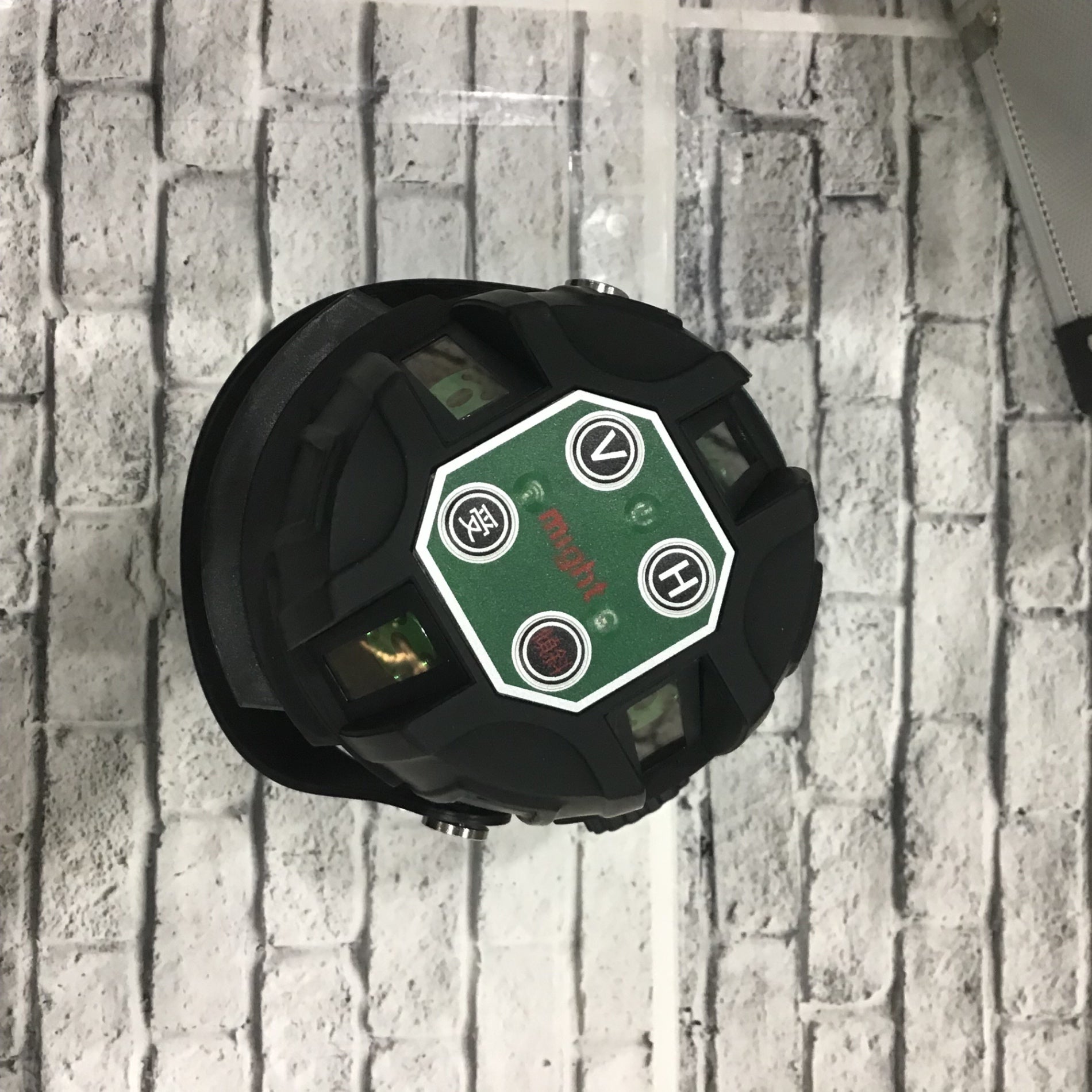 〇マイト工業(might) グリーンレーザー墨出し器 MGL-411GP 矩十字・横