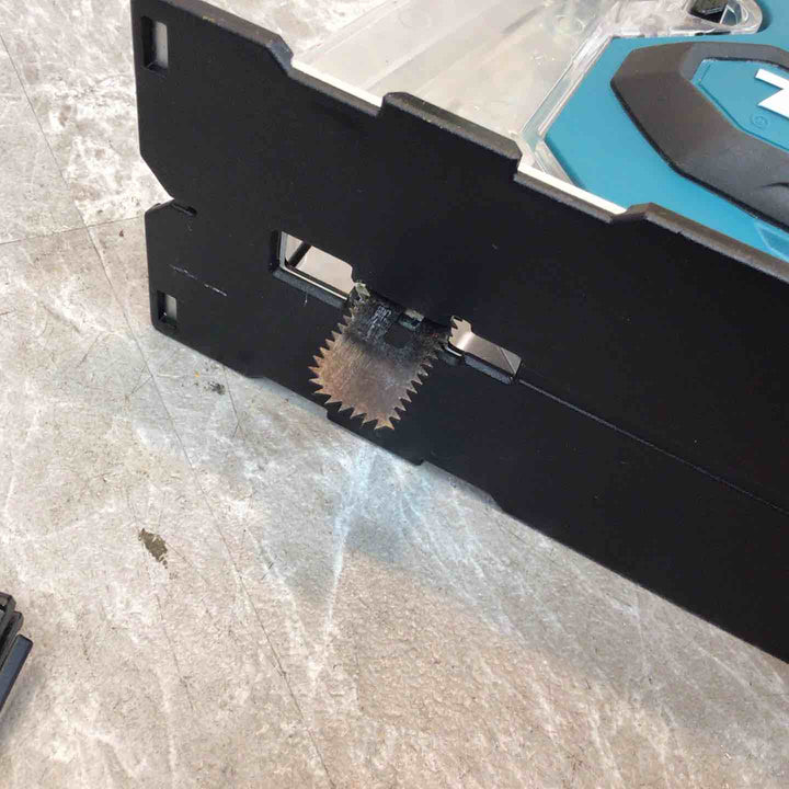 ★マキタ(makita) コードレスボードカッタ SD180DRGX【八潮店】