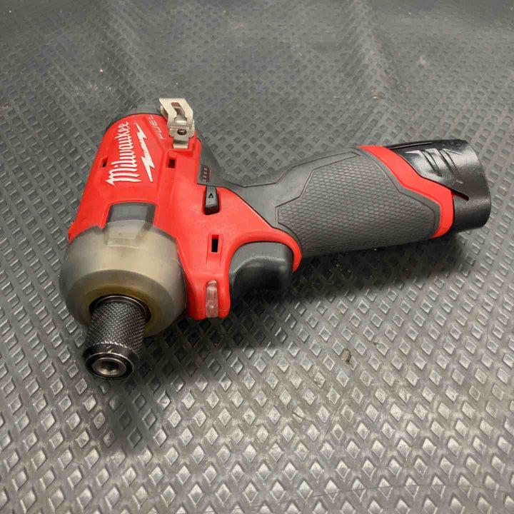 ◇ミルウォーキー(milwaukee)  M12 FUEL サイレントインパクトドライバー M12 FQID-0 JP 12V3.0Ahバッテリー付き【鴻巣店】