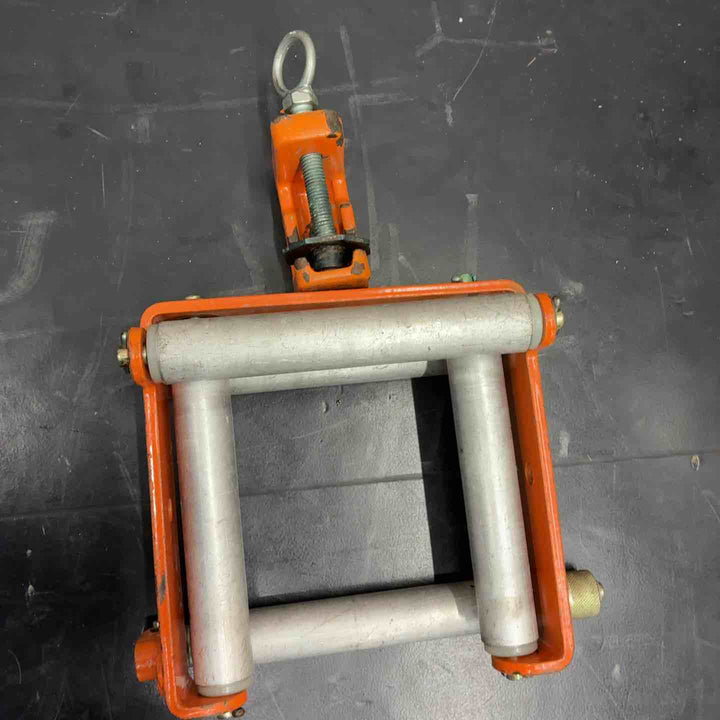 【中古品】 育良精機 (IKURA) 4面コロ ISH-110 四面コロ 【藤沢店】