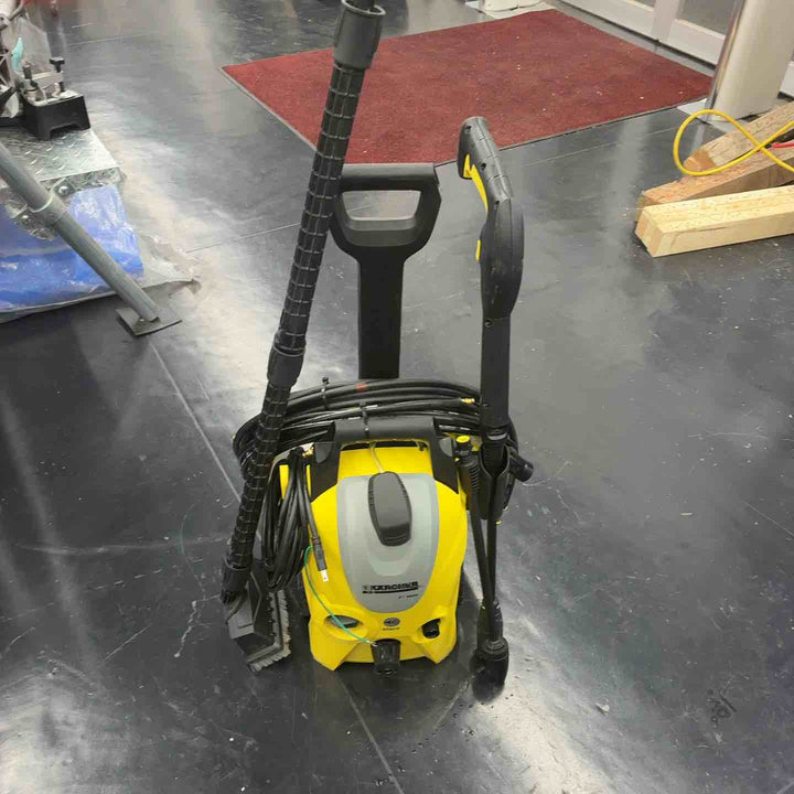 ◇ケルヒャー(KARCHER) 高圧洗浄機 K3 SILENT サイレント ベランダ 1.601-448.0 50Hz K3SLB/5【藤沢店】