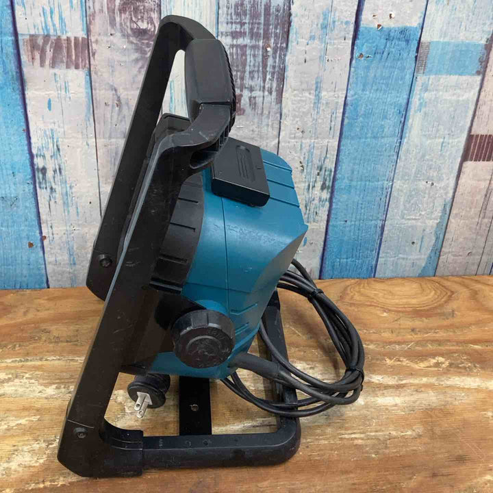 ★マキタ(makita) コードレスLEDスタンドライト ML805【柏店】