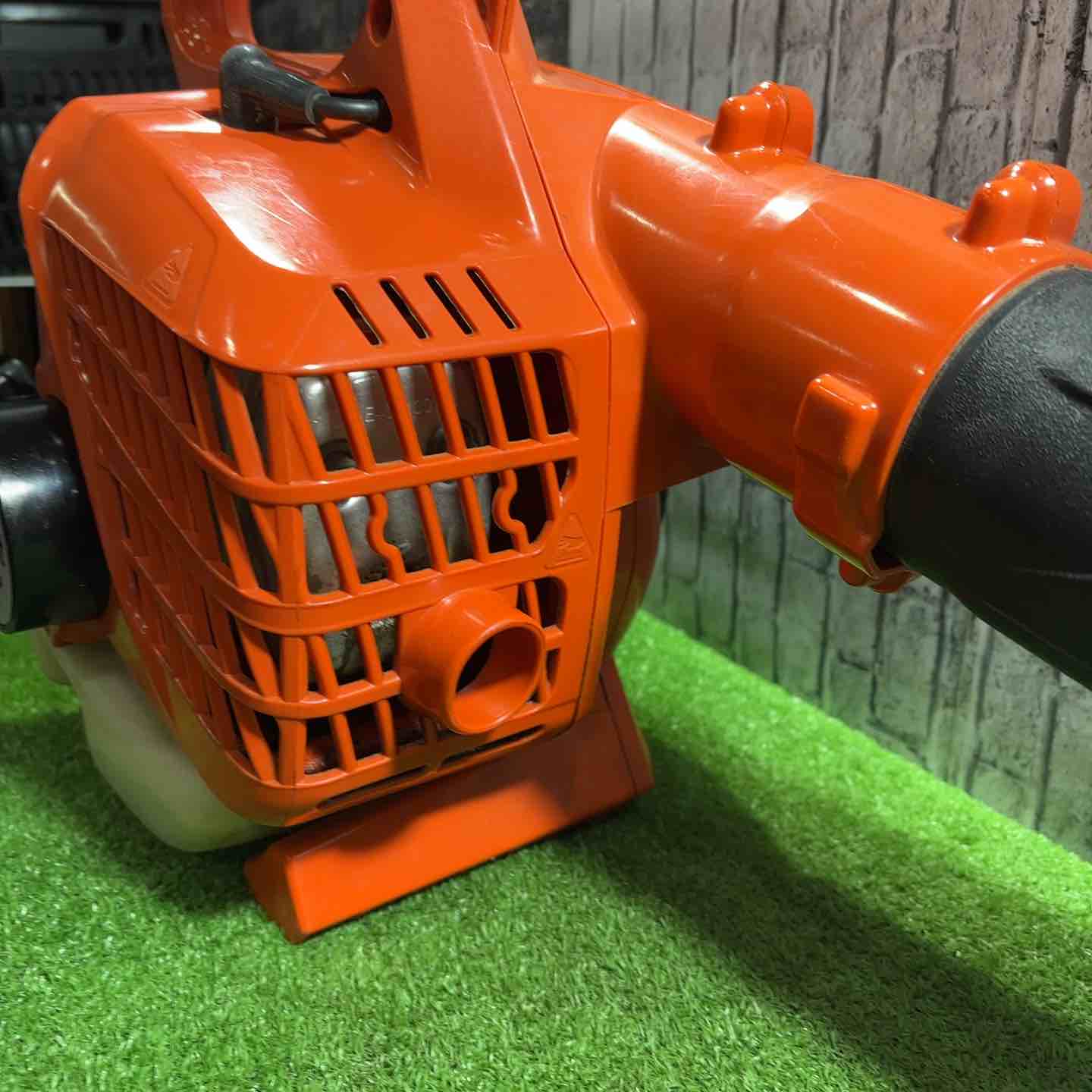 ◇タナカ(Tanaka) エンジンブロワー 23.9cc TRB24EAP【川口店