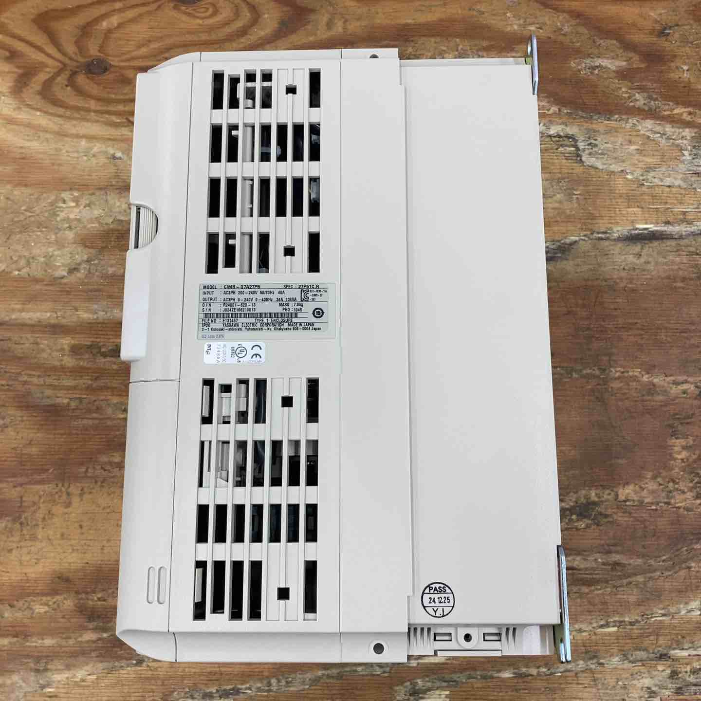 ▽YASKAWA 安川電機 Varispeed G7 CIMR-G7A25P5 インバータ 2024年製