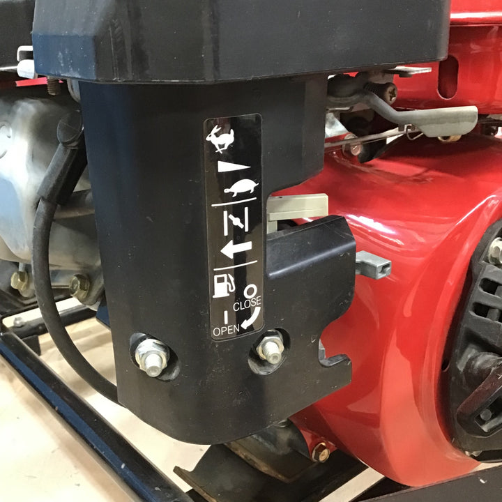 【店頭受取り限定】〇makita マキタ エンジン高圧洗浄機 EHW152【草加店】