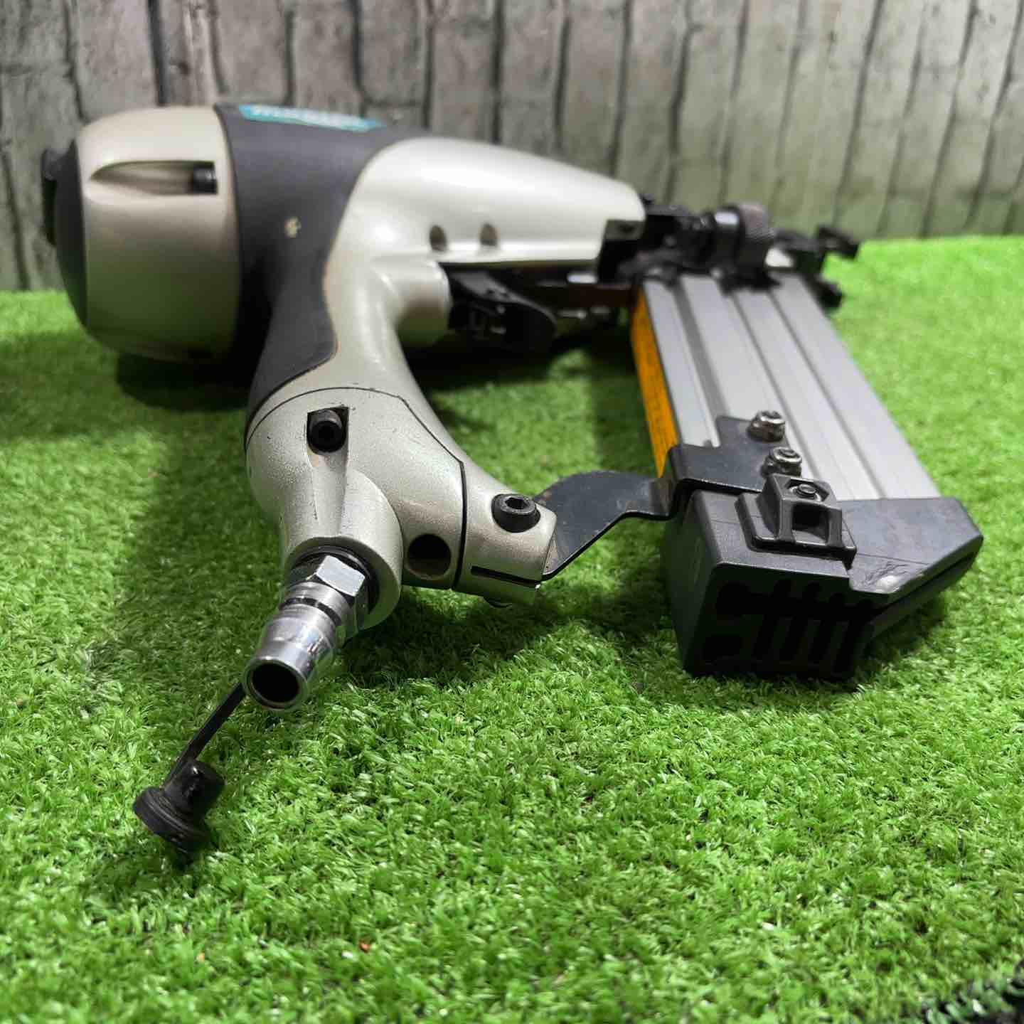 ◇マキタ(makita) 常圧フロア用ブラッド釘打 AF634S【川口店】 バイク