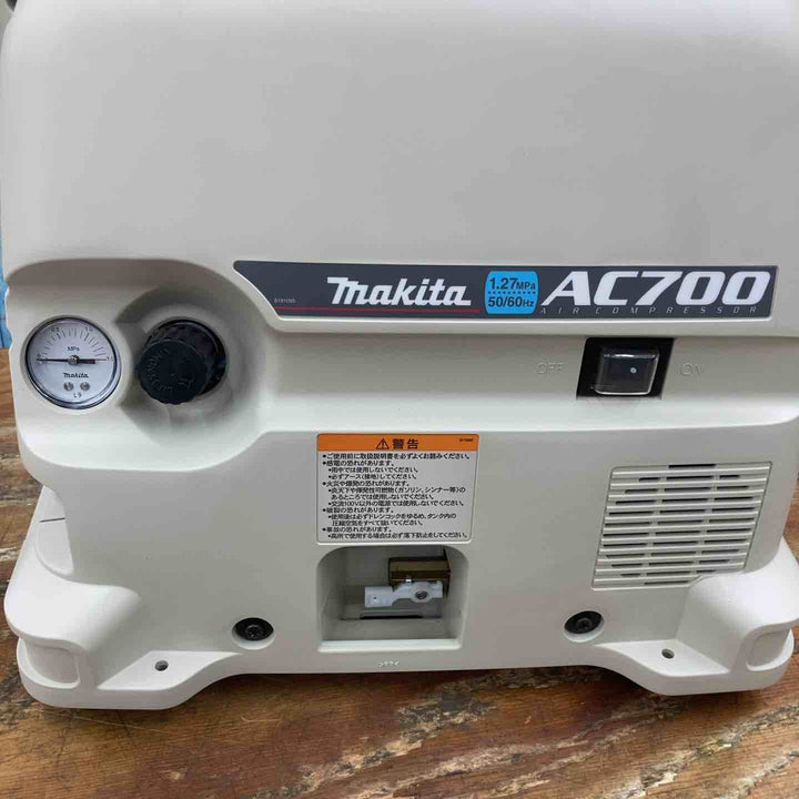 ★マキタ(makita) エアコンプレッサー AC700【柏店】