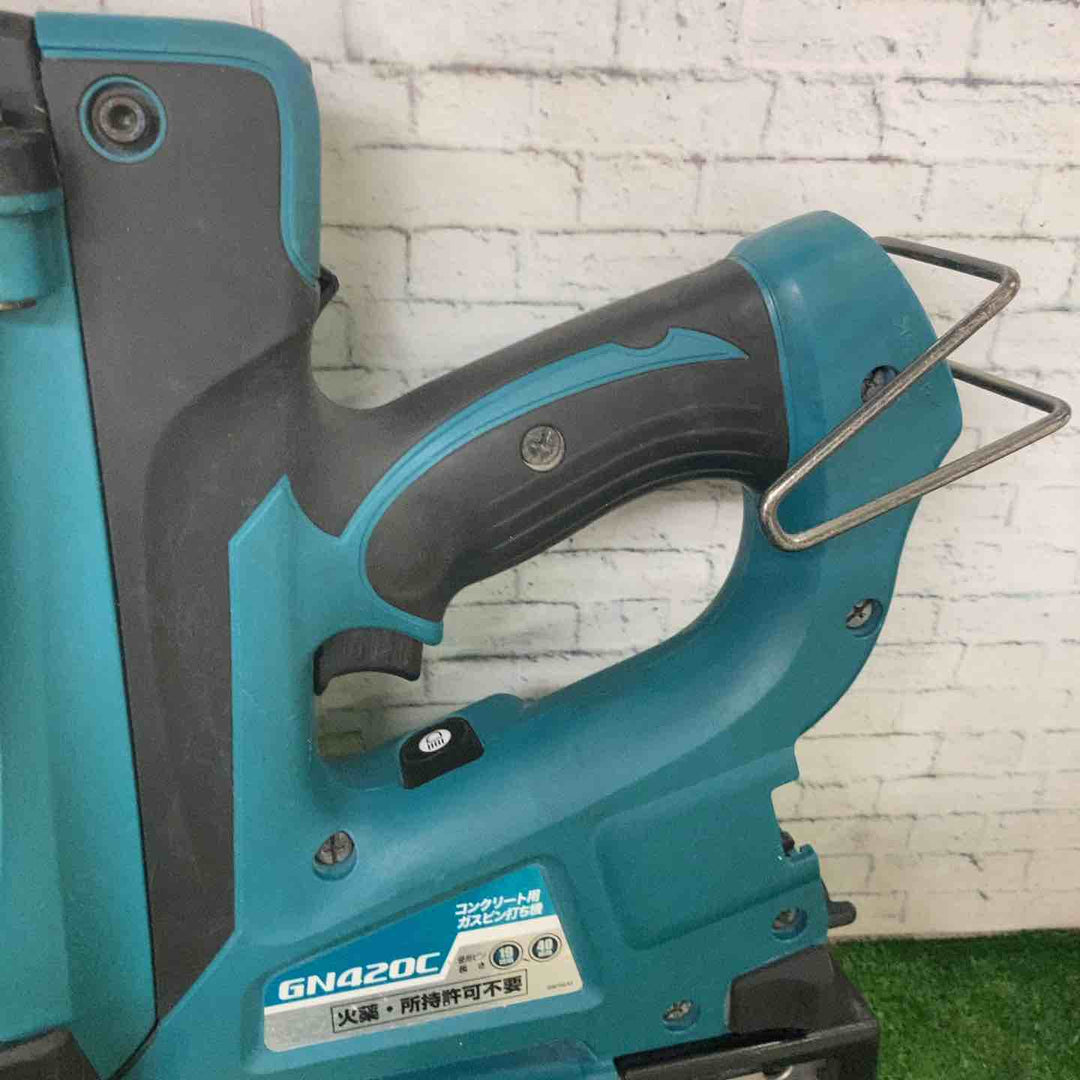 ★マキタ(makita) コードレスコンクリート用ガスピン打ち機 GN420C【町田店】