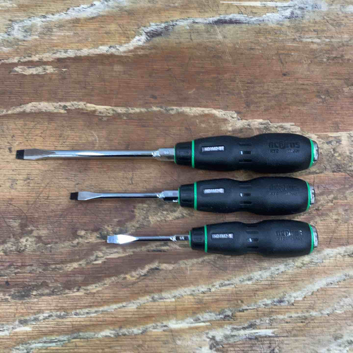 ▲ネプロス(nepros)マイナスドライバーセット ND1M2-5、6，8【柏店】