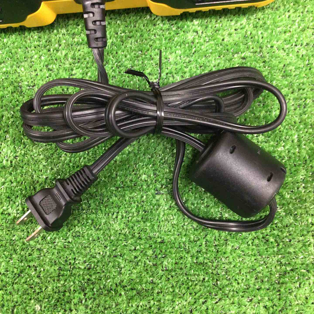 【中古品】 DEWALT/デウォルト コンビネーションチャージャー DCB103 【鴻巣店】