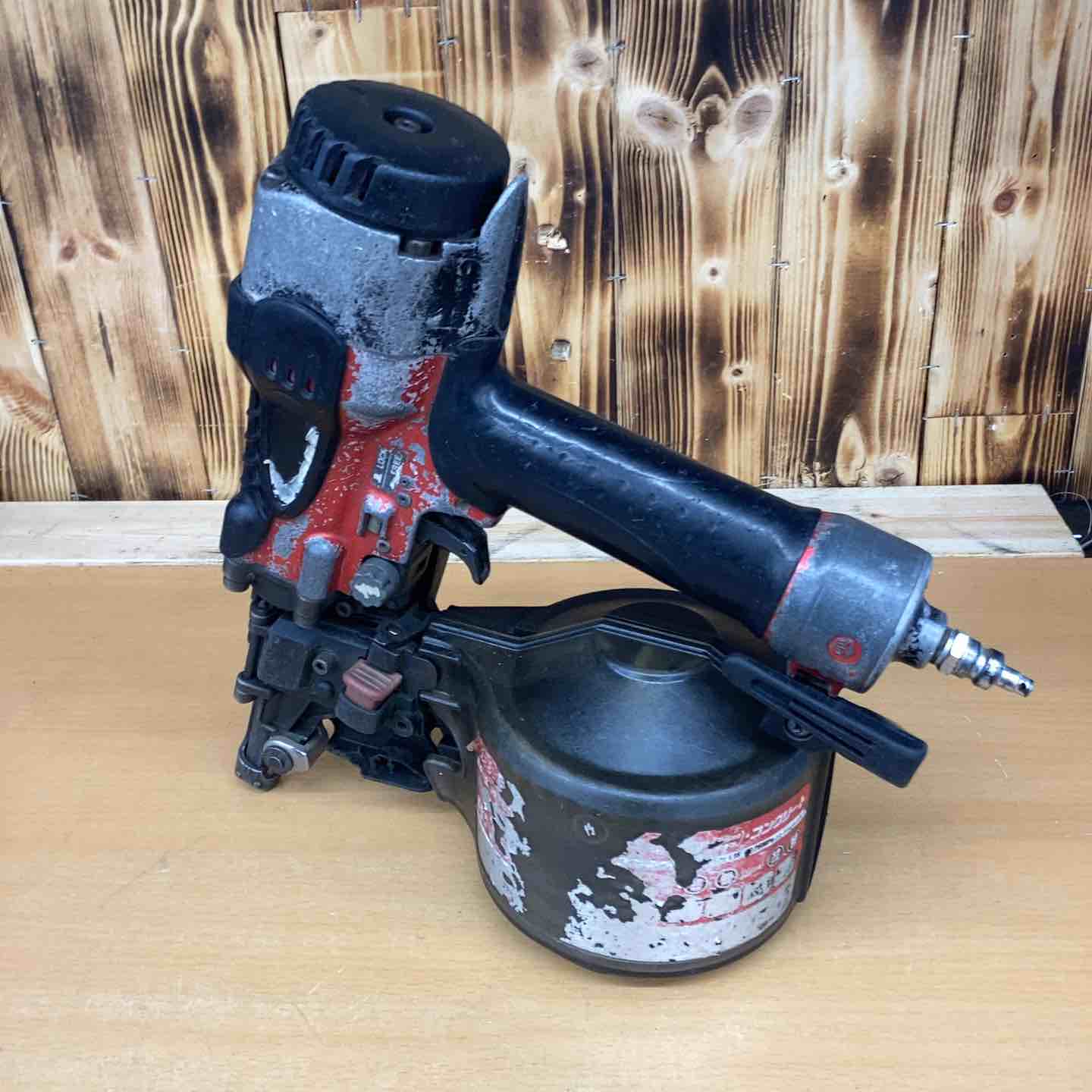 エア釘打ち機 – タグ 