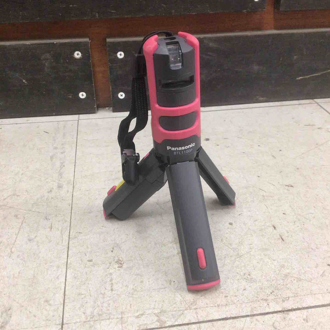 【中古美品】 パナソニック/Panasonic レーザー墨出し器 墨出し名人 十字・地墨  BTL1100P 【鴻巣店】