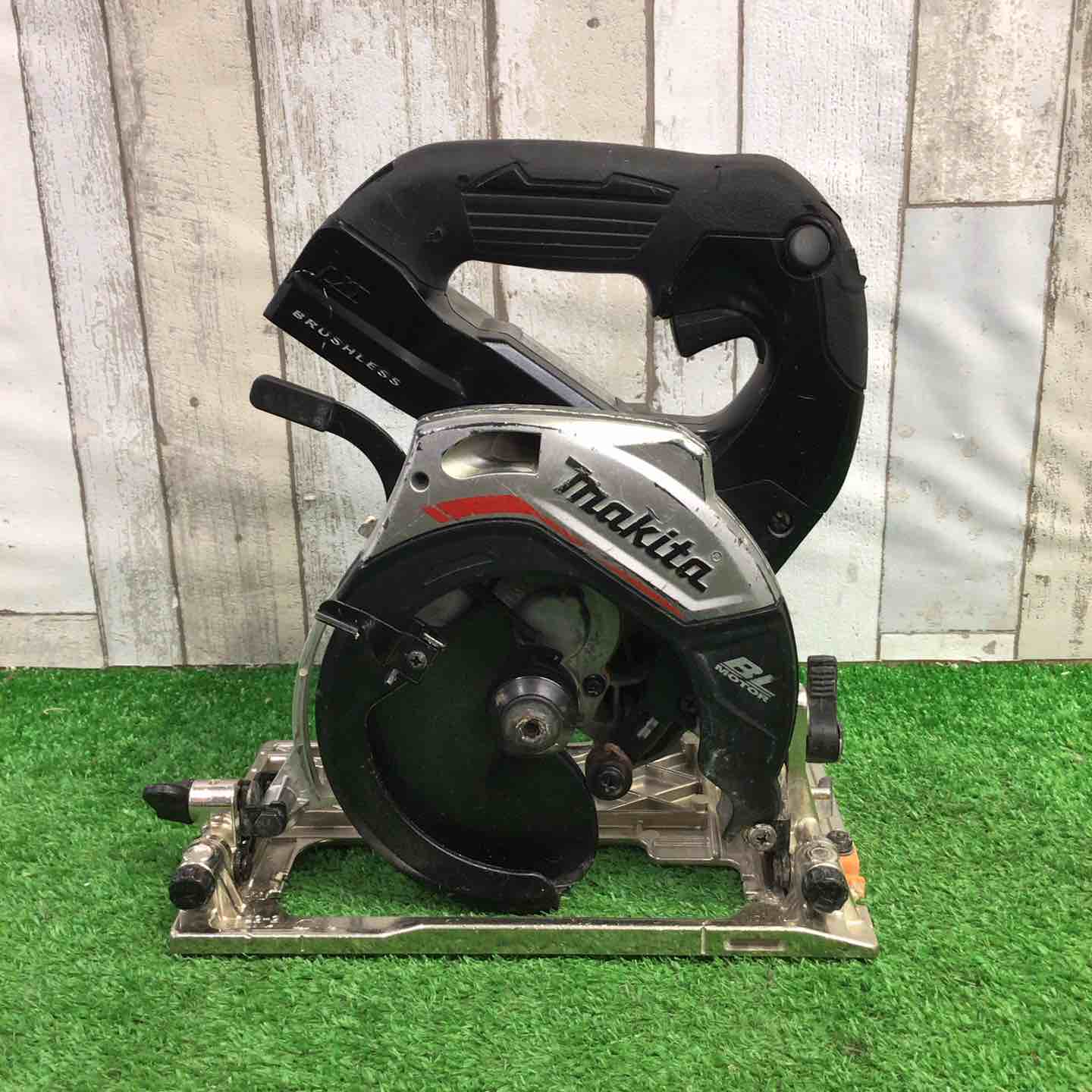 マキタ(makita) コードレス丸のこ HS472DZB【町田店】 マキタ(makita) コードレス丸のこ HS472DZB【町田店】 – アクトツール