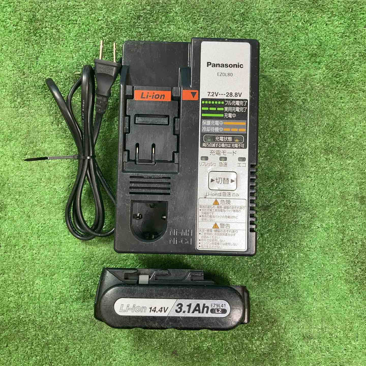 ◇パナソニック(Panasonic) 充電スティッククリーナー EZ37A3LJ1F-W ◎バッテリー14.4V1個・充電器付き！【岩槻店】