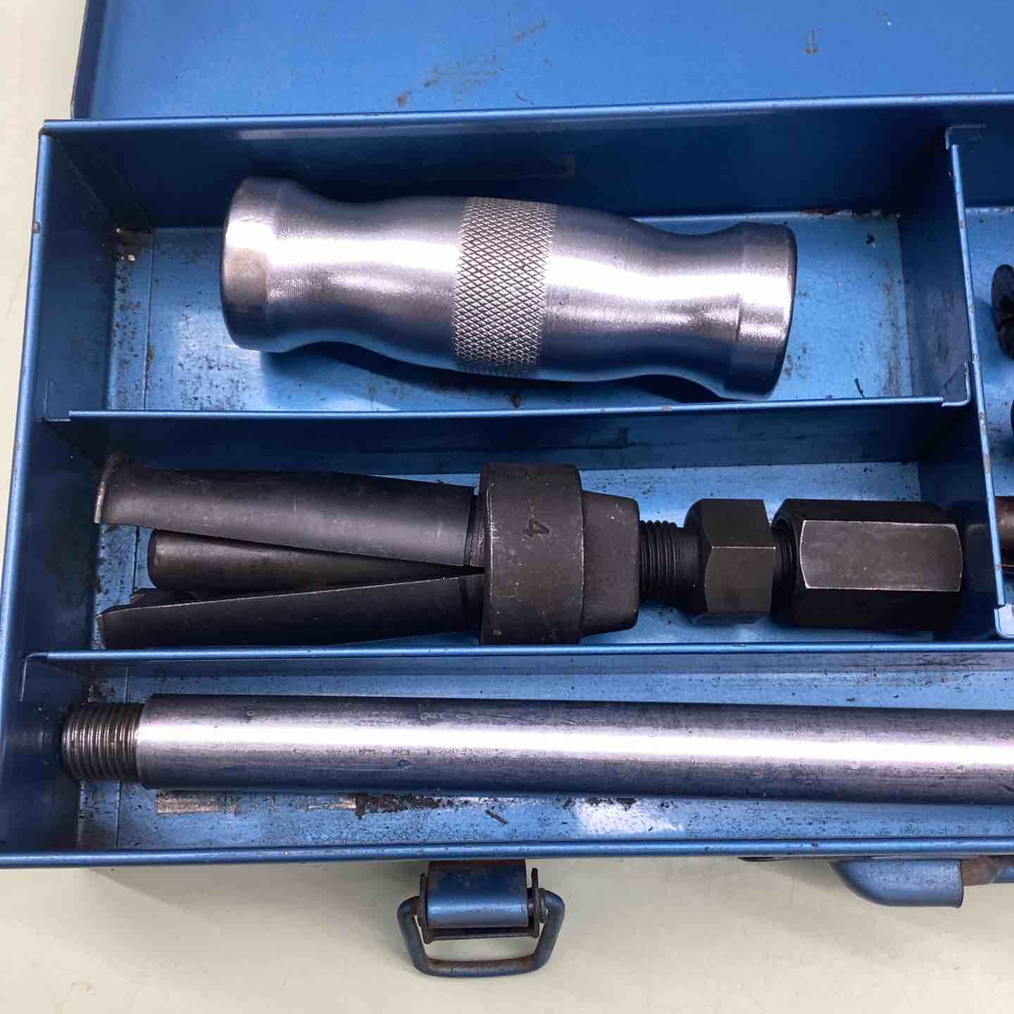 【久留米】【引き取り限定】【中古品】SUPER TOOL スーパーツール BH-32 スライドハンマベアリングプーラセット 引抜き適合ベアリング(内径):10-32mm  セット内爪(5ケ):BPJ 0・1・2・3・4 スライドハンマベアリングプーラセット | 株式会社スーパーツール