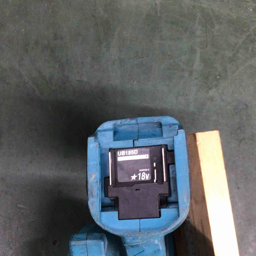 ★マキタ(makita) コードレスブロワ UB185DZ【戸田店】