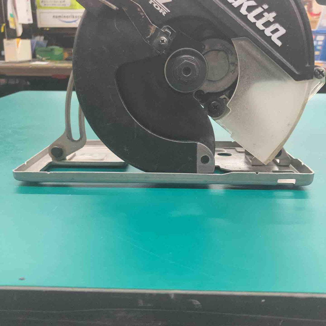 ★マキタ(makita) コードレスチップソーカッター CS551DZ【戸田店】