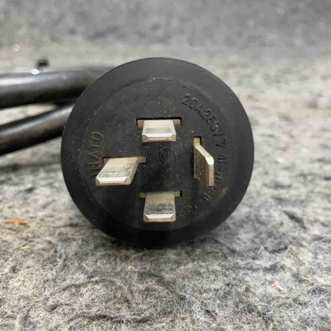 【中古品】 ストロング工業 トランス ST-30 降圧器 変圧器 単相100V/200V 【鴻巣店】