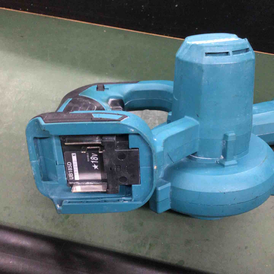 ★マキタ(makita) コードレスブロワ UB185DZ【戸田店】