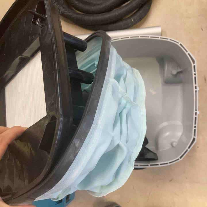 ★マキタ(makita) 集じん機 乾式 VC0840【町田店】