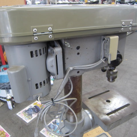 【店頭受取り限定】 【一部破損あり】 日立 卓上ボール盤 100V仕様 モデル：B13SH【川崎店】