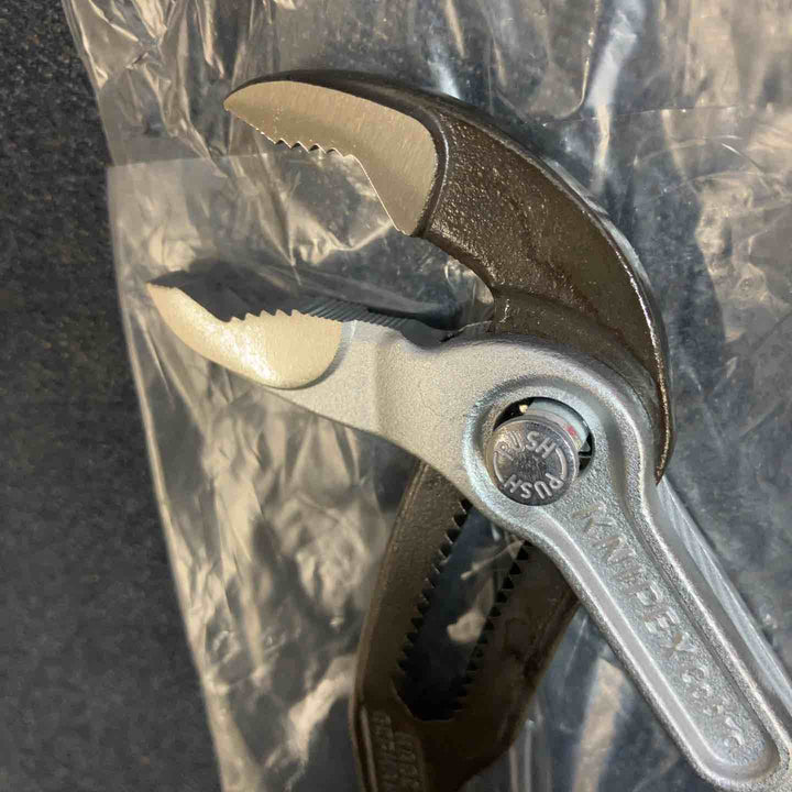 KNIPEX ウォーターポンププライヤー コブラ 8799-180 S01【八潮店】