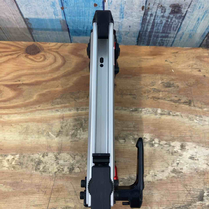 〇マキタ(makita) 高圧エアタッカ エアダスタ付 10mm 赤 AT1025HB【柏店】