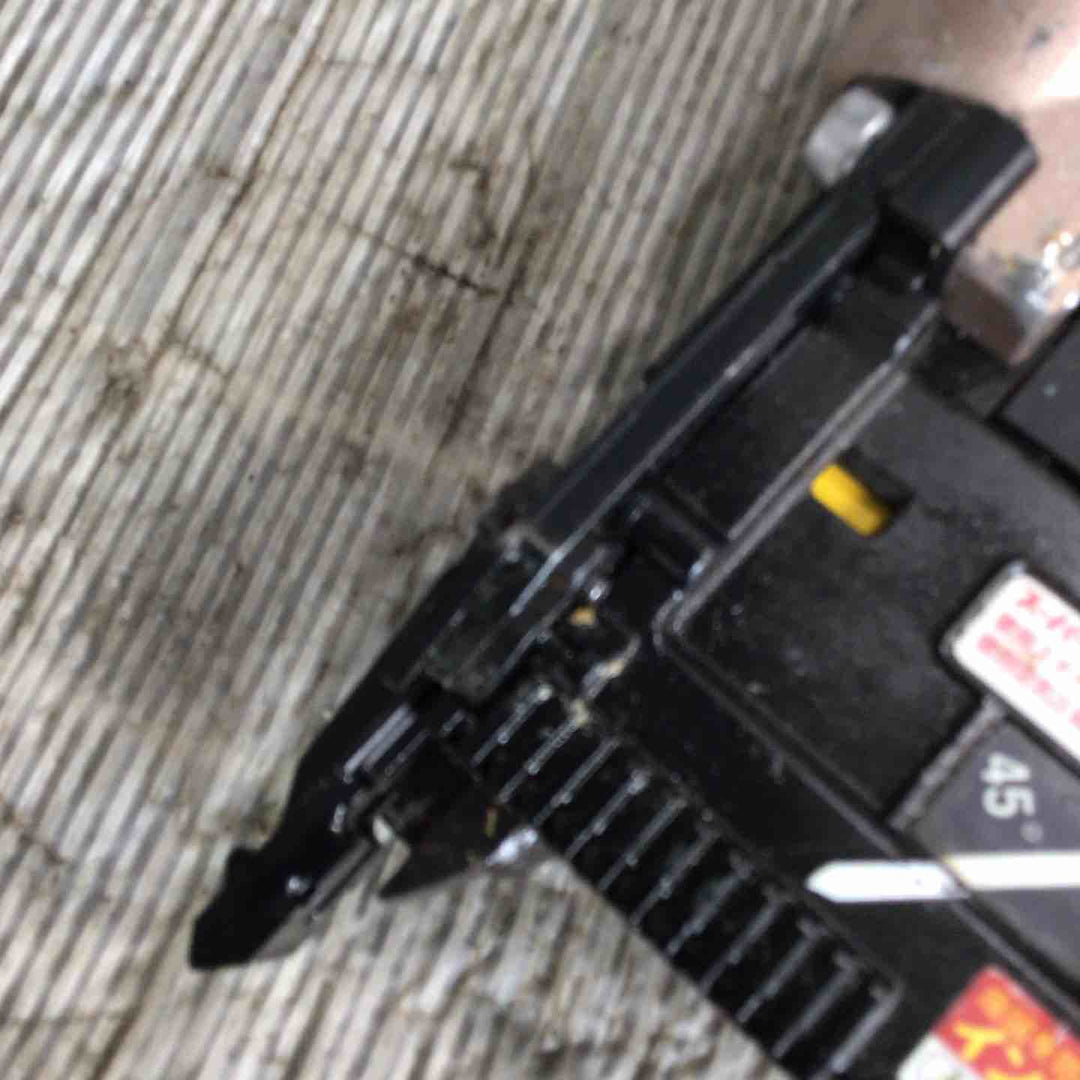 マックス(MAX) 高圧フロアタッカ HA-50F1(D)/4MAフロア 床材 留め付け フローリング材 下地材 構造用合板【越谷店】