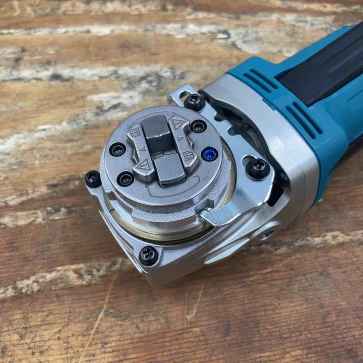 ★マキタ(makita) 125mmコードレスディスクグラインダ GA520DZ【柏店】