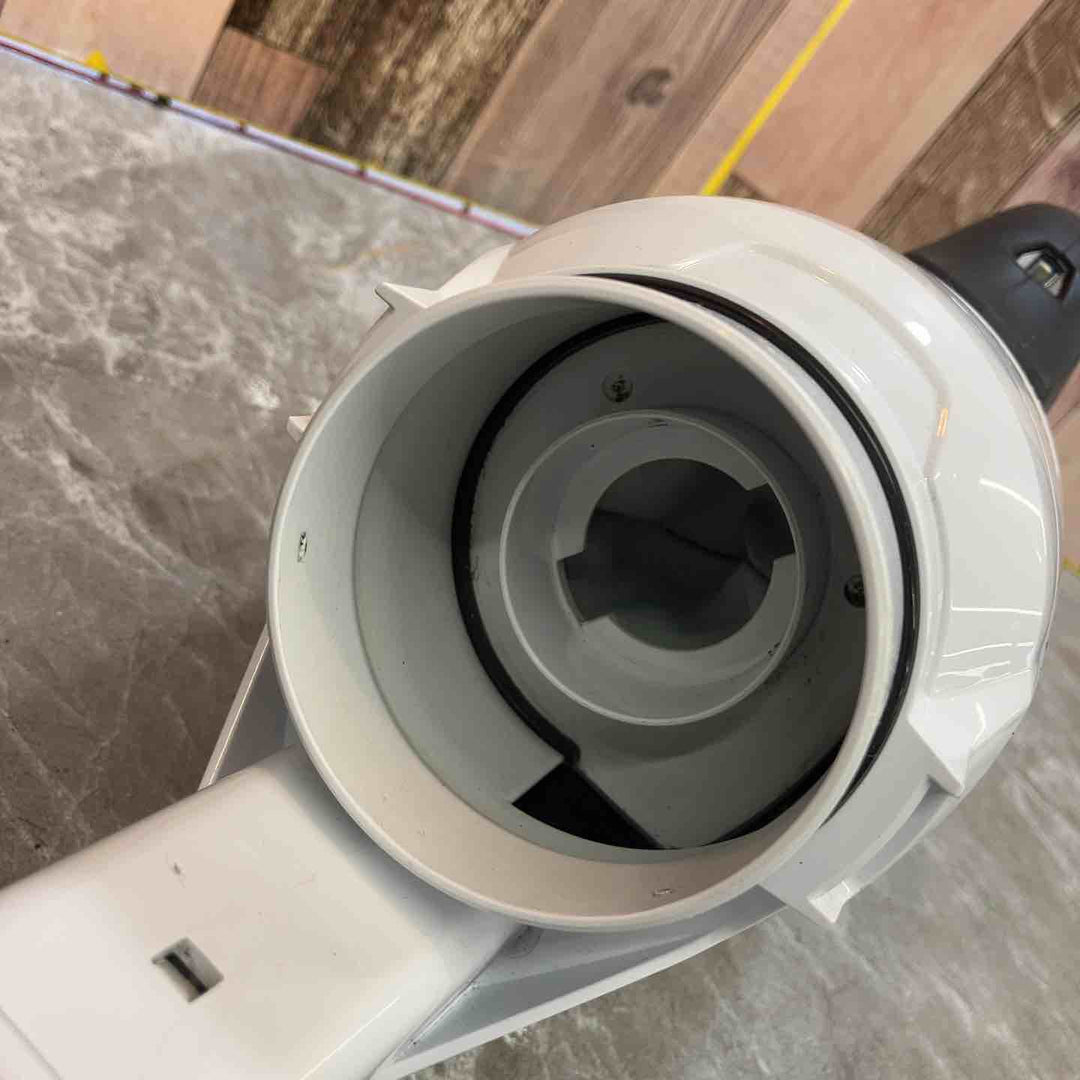 ★マキタ(makita) コードレスクリーナー CL286FDZW【八潮店】